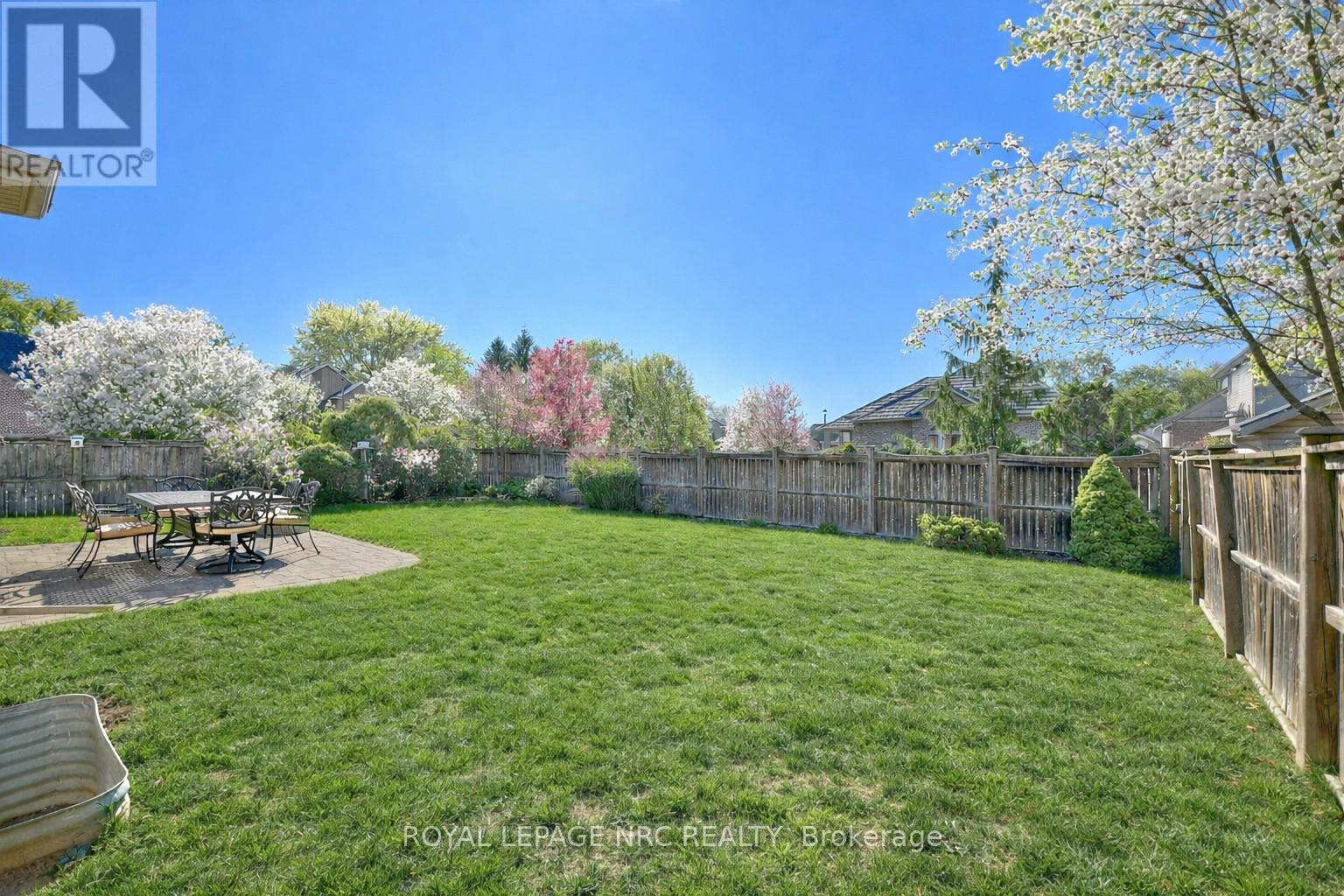 45 Timber Creek Crescent, Pelham (Fonthill), Ontario  L3E 0P3 - Photo 6 - X12779446