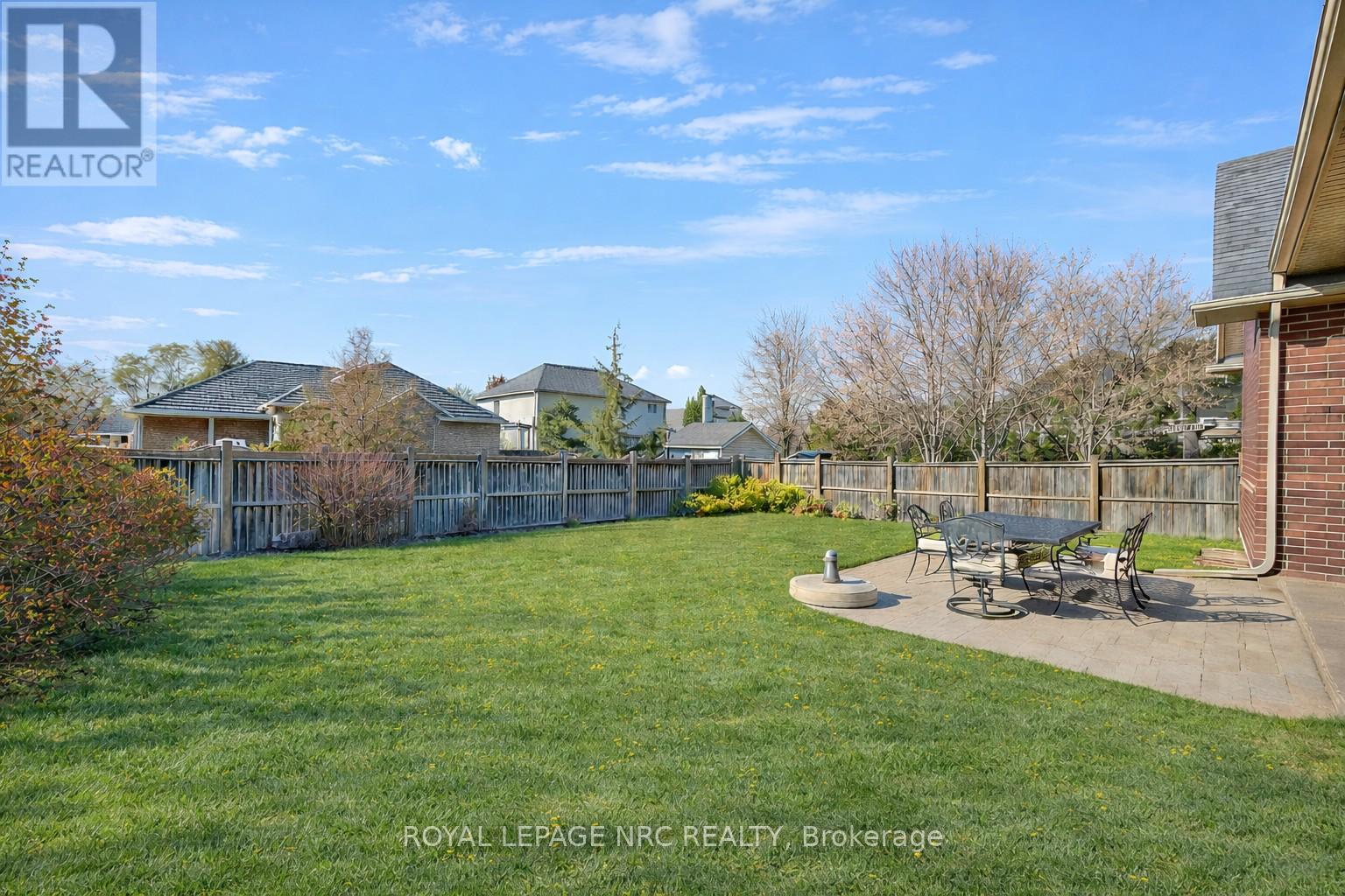 45 Timber Creek Crescent, Pelham (Fonthill), Ontario  L3E 0P3 - Photo 3 - X12779446