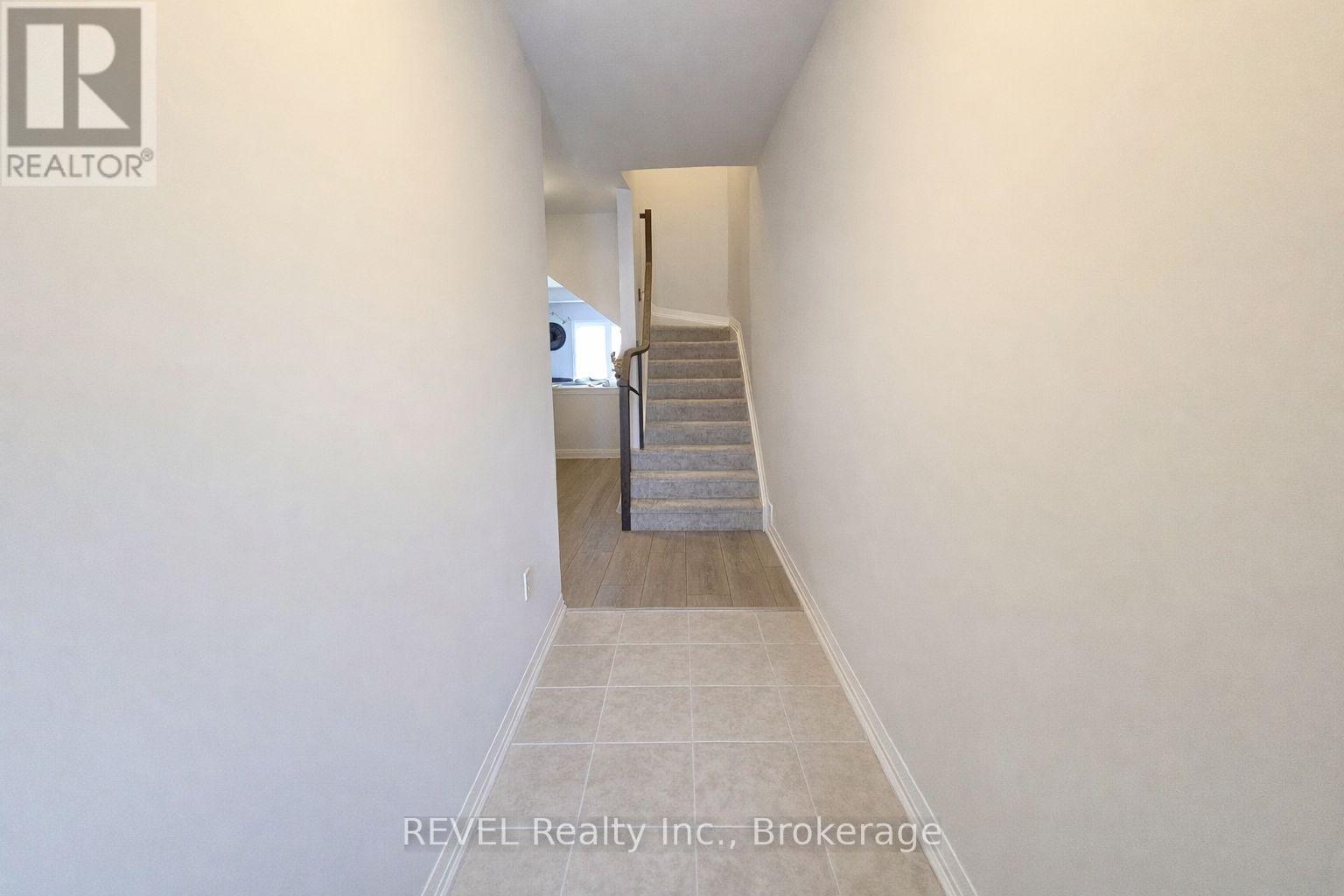 93 - 4552 Portage Road, Niagara Falls, Ontario  L2E 6A8 - Photo 3 - X12885238