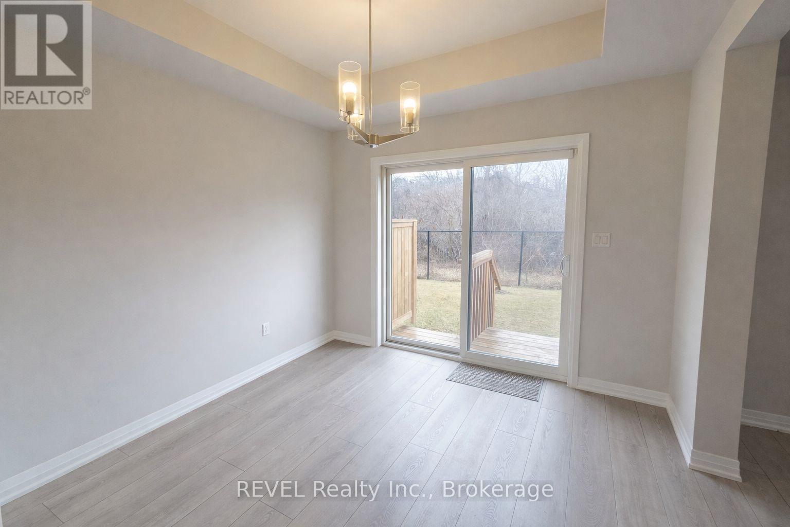 93 - 4552 Portage Road, Niagara Falls, Ontario  L2E 6A8 - Photo 6 - X12885238