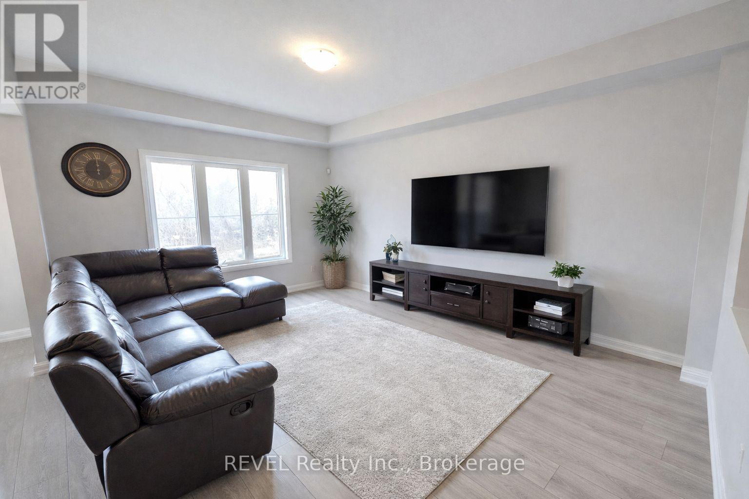 93 - 4552 Portage Road, Niagara Falls, Ontario  L2E 6A8 - Photo 7 - X12885238