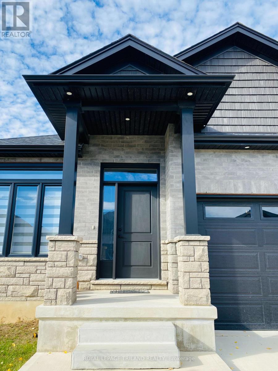 6 - 383 Daventry Way, Middlesex Centre (Kilworth), Ontario  N0L 1R0 - Photo 4 - X12501820