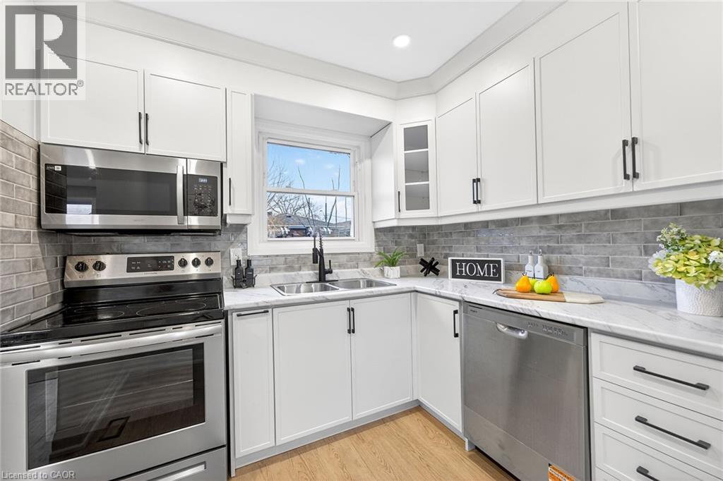 74 Ellis Avenue Unit# 5, Hamilton, Ontario  L8H 4L9 - Photo 4 - 40811321