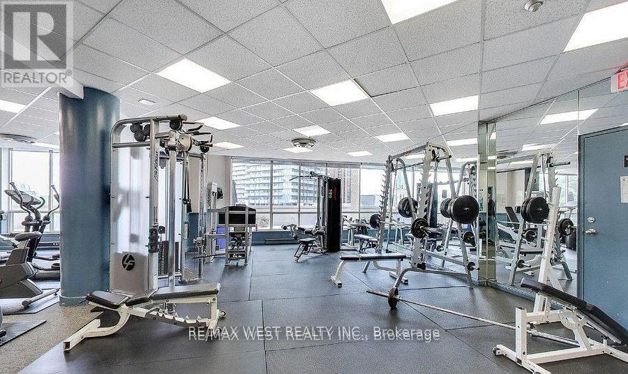 1515 - 44 St Joseph Street, Toronto, Ontario  M4Y 2W4 - Photo 11 - C12885256