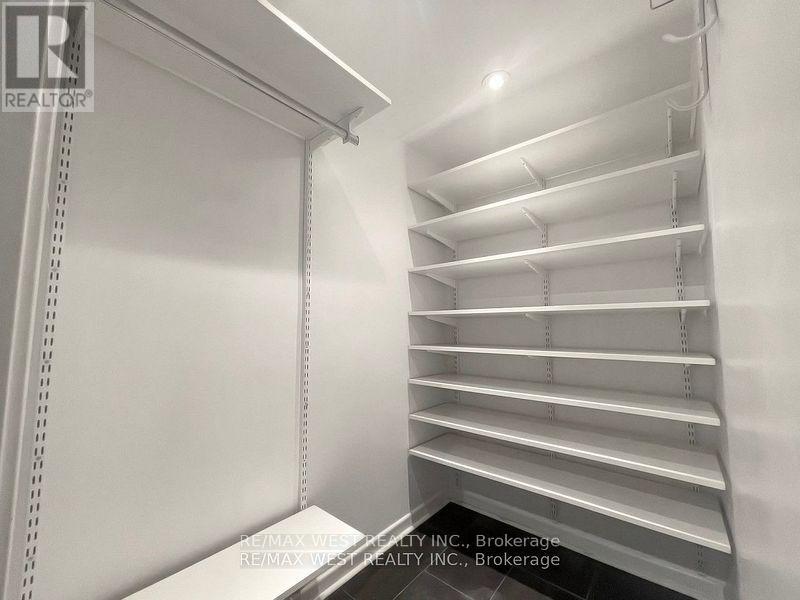 1515 - 44 St Joseph Street, Toronto, Ontario  M4Y 2W4 - Photo 7 - C12885256