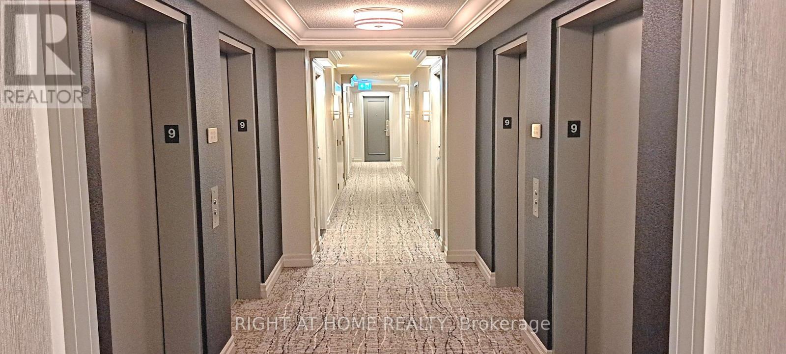 923 - 5233 Dundas Street W, Toronto, Ontario  M9B 6M1 - Photo 5 - W12885258