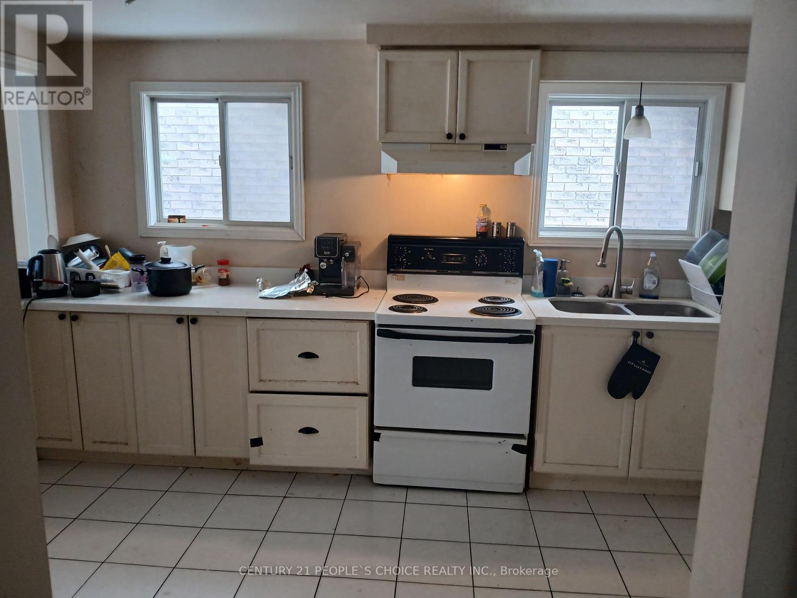 31 Moss Place, Guelph, Ontario  N1G 4V2 - Photo 6 - X12884812