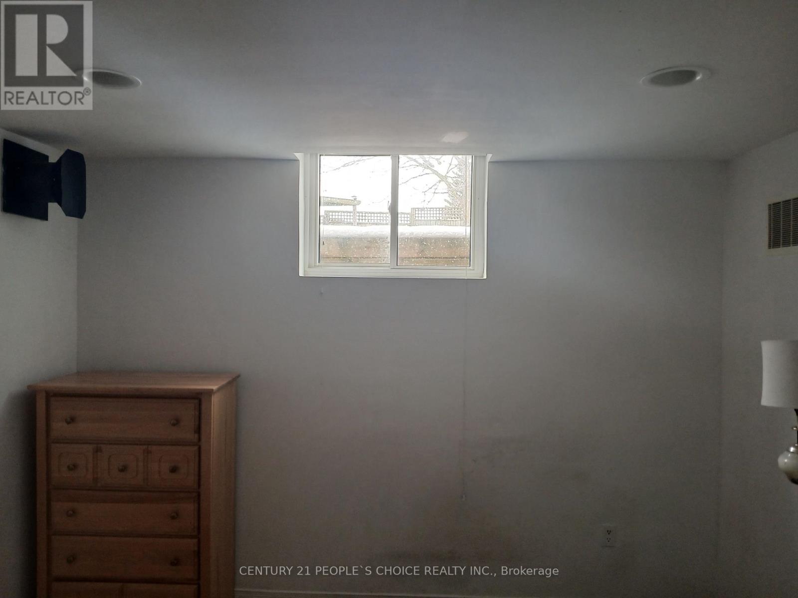 31 Moss Place, Guelph, Ontario  N1G 4V2 - Photo 8 - X12884812