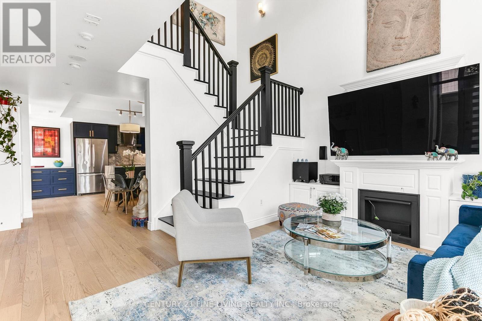 Th22 - 6 Pirandello Street, Toronto, Ontario  M6K 0B1 - Photo 5 - C12885268