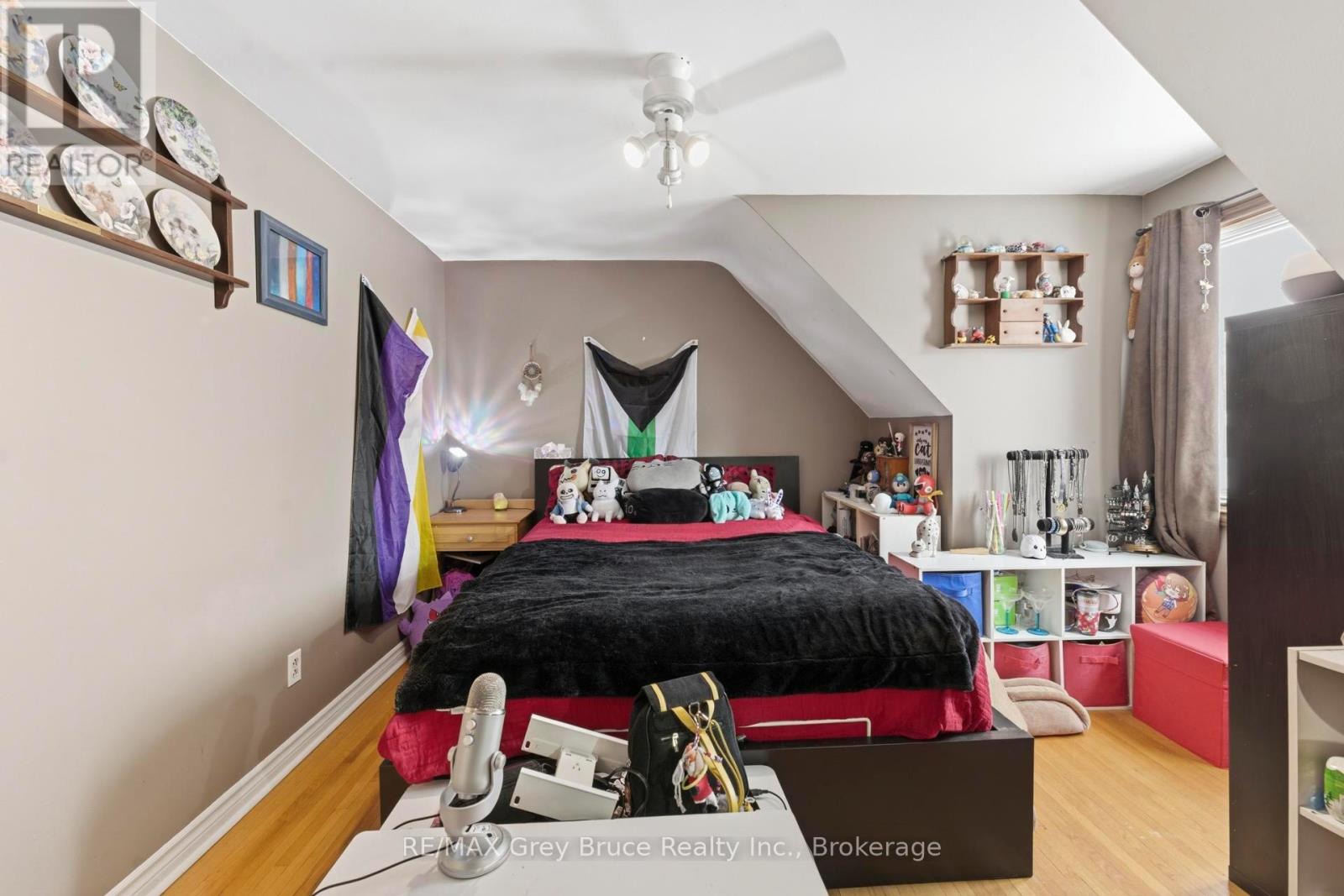 235 5th Avenue, Hanover, Ontario  N4N 2C3 - Photo 21 - X12885262