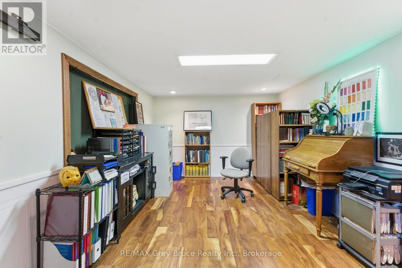 235 5th Avenue, Hanover, Ontario  N4N 2C3 - Photo 25 - X12885262