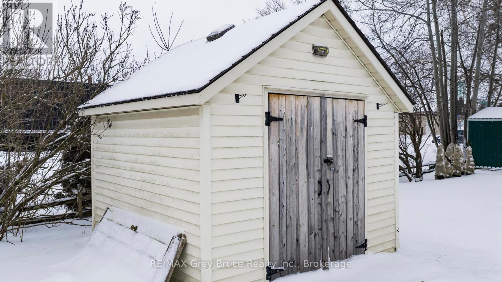 235 5th Avenue, Hanover, Ontario  N4N 2C3 - Photo 33 - X12885262