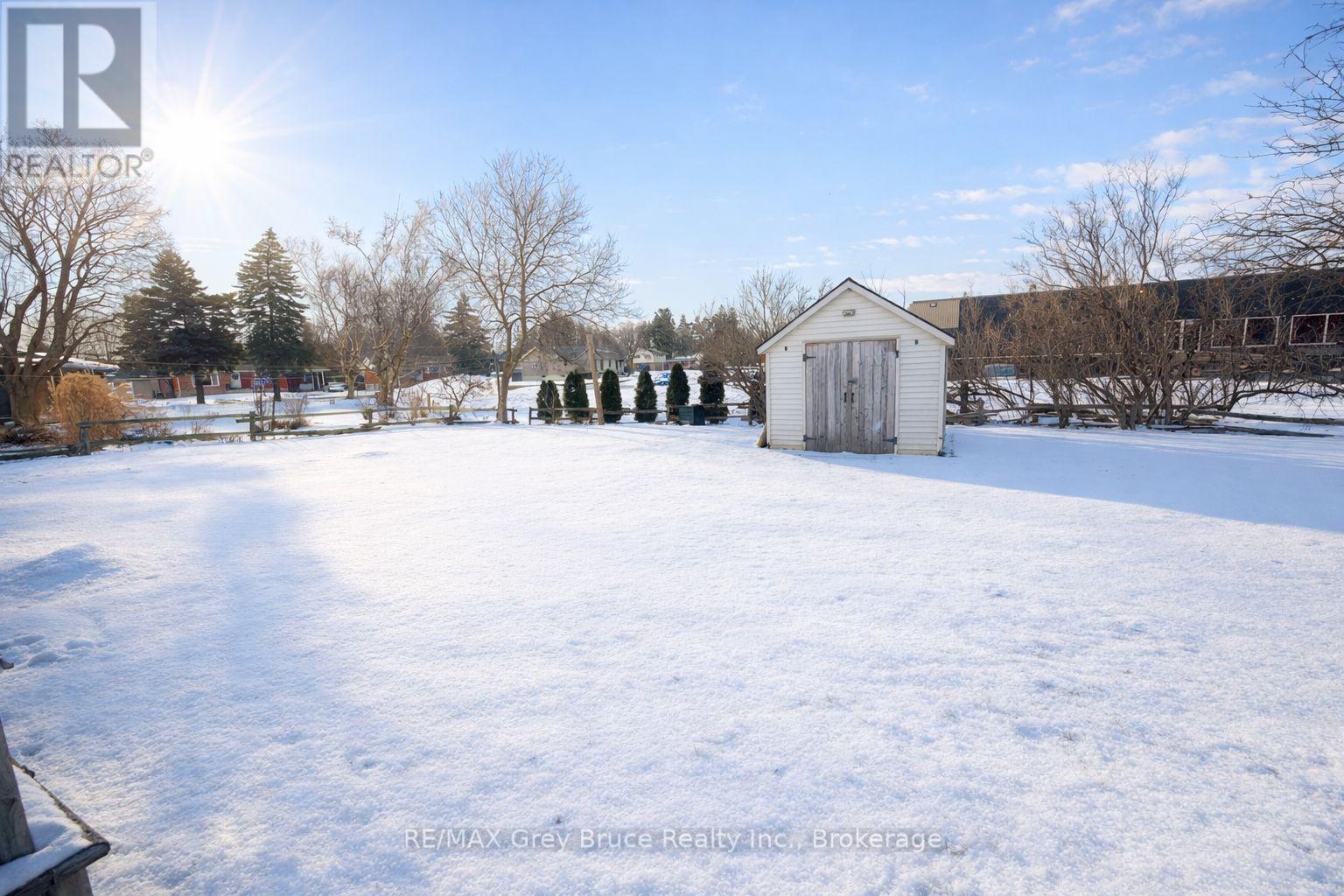 235 5th Avenue, Hanover, Ontario  N4N 2C3 - Photo 36 - X12885262