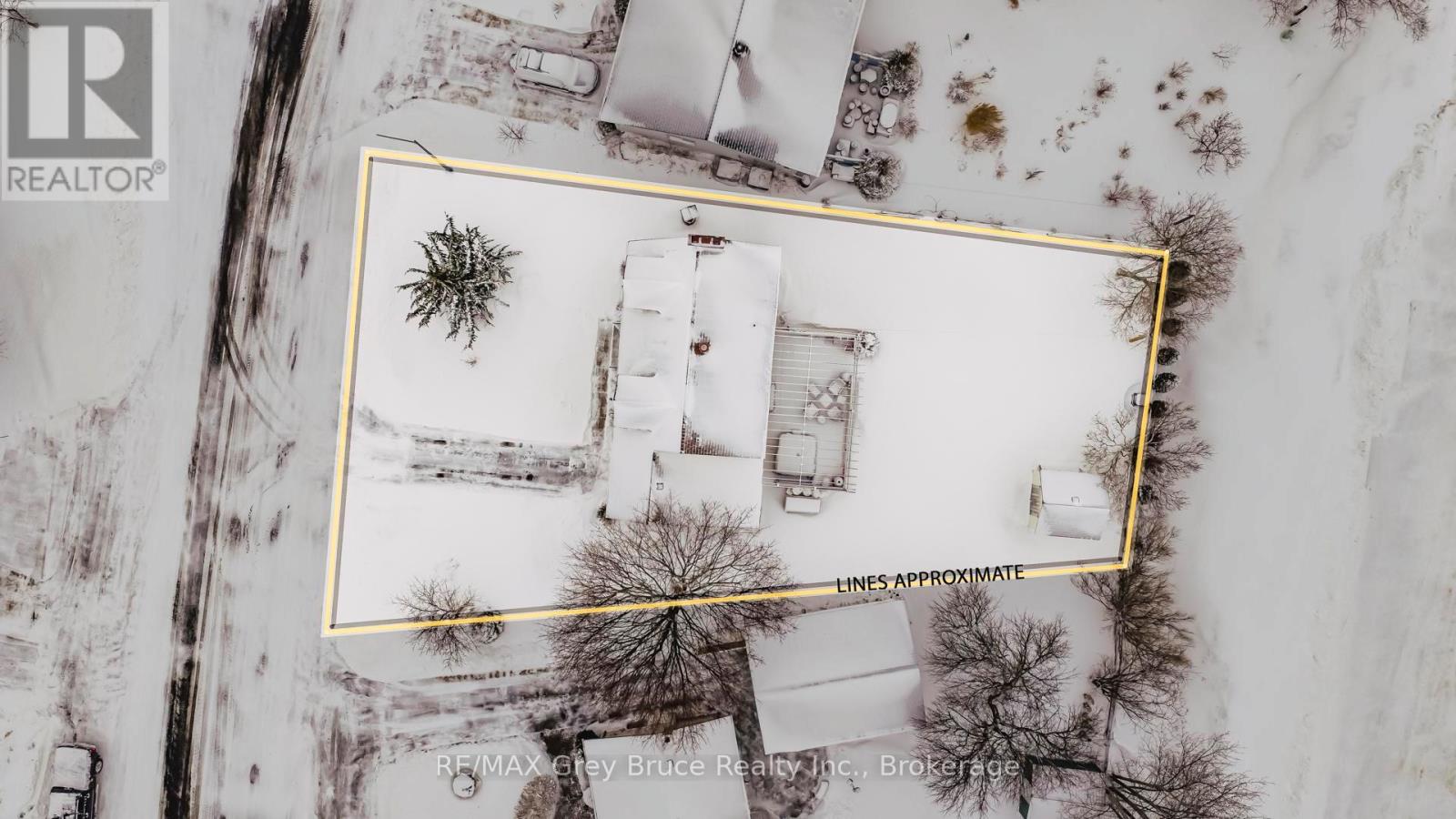 235 5th Avenue, Hanover, Ontario  N4N 2C3 - Photo 38 - X12885262