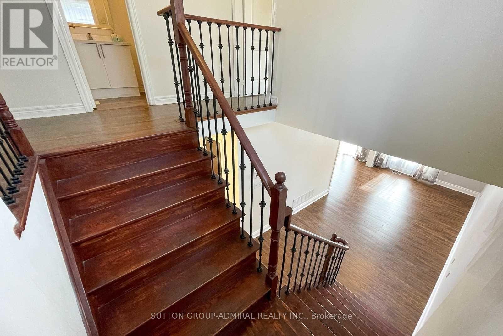 Main - 189 Warwick Crescent, Newmarket, Ontario  L3X 2S3 - Photo 18 - N12885274