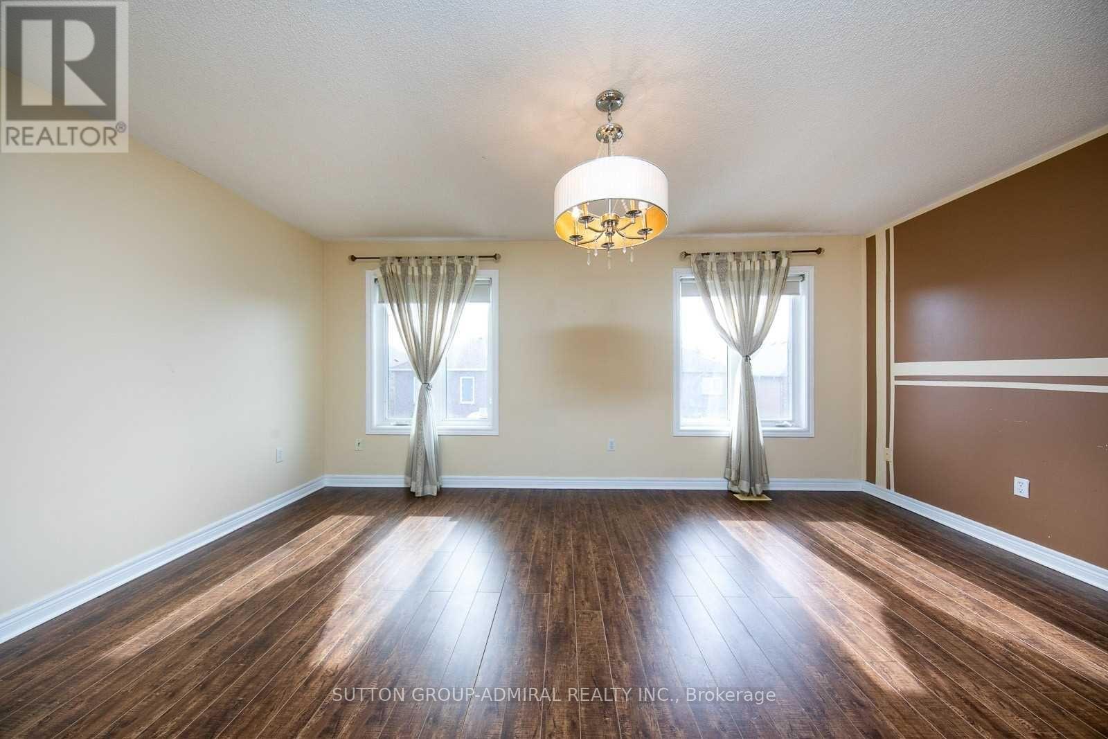 Main - 189 Warwick Crescent, Newmarket, Ontario  L3X 2S3 - Photo 22 - N12885274