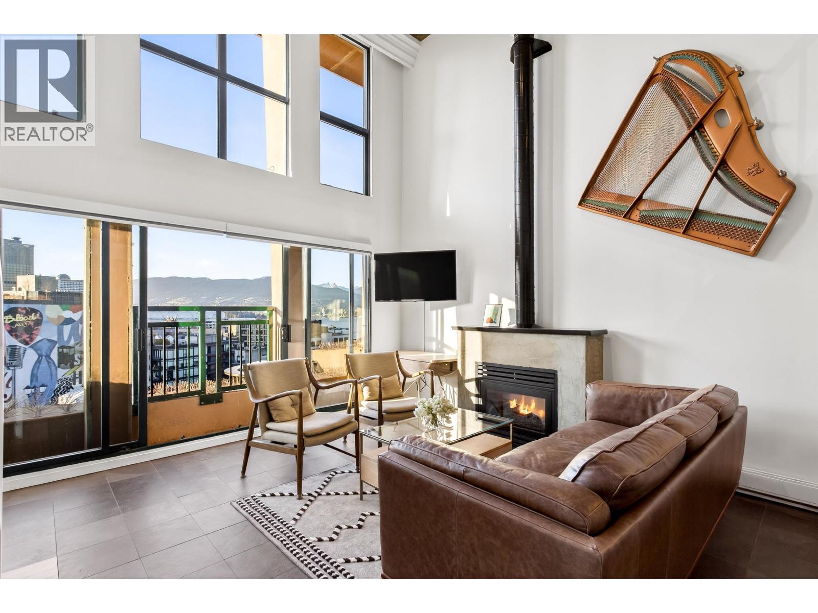 805 22 E Cordova Street, Vancouver, British Columbia  V6A 4G8 - Photo 2 - R3098393