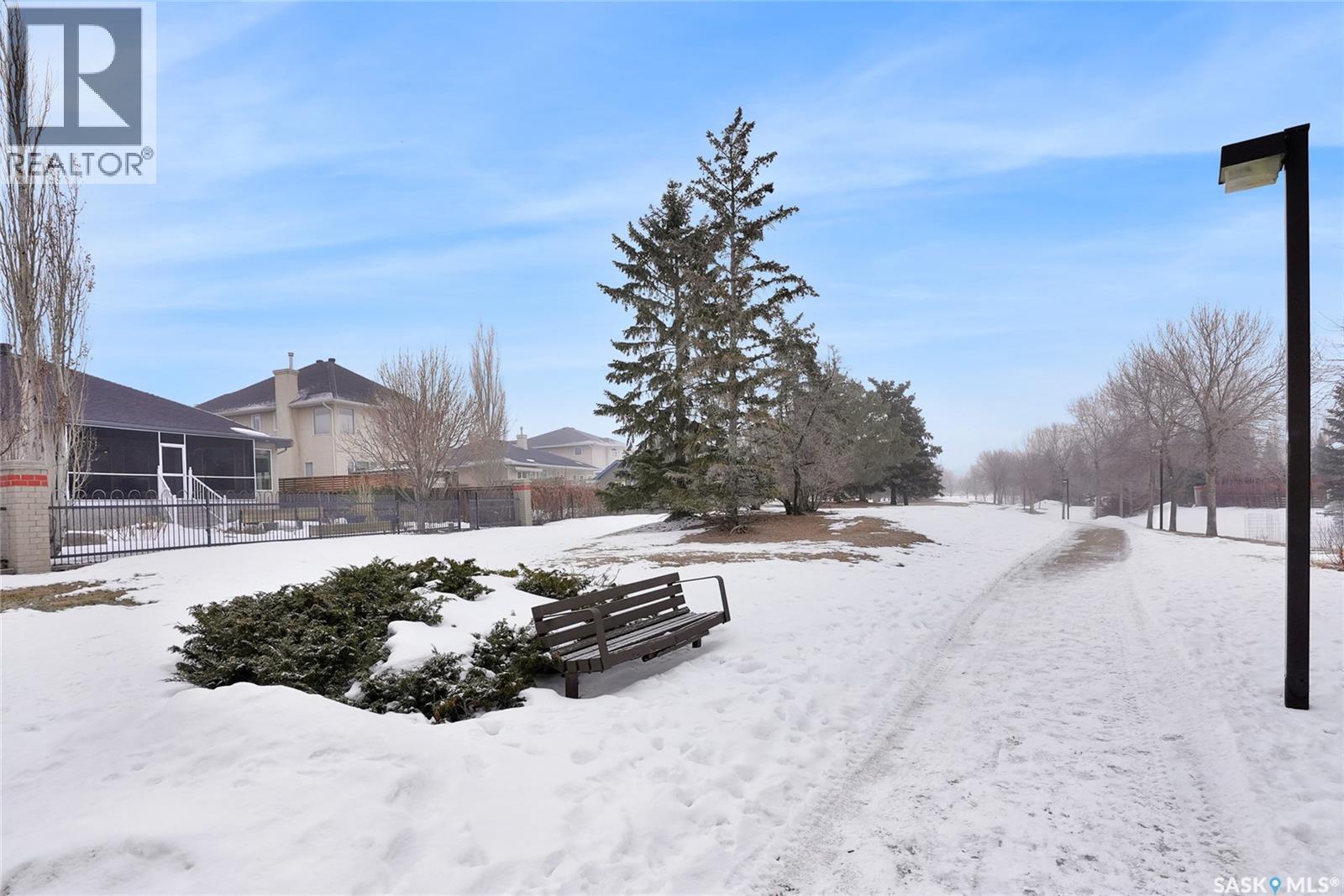 9275 Wascana Mews, Regina, Saskatchewan  S4V 2W4 - Photo 46 - SK030235