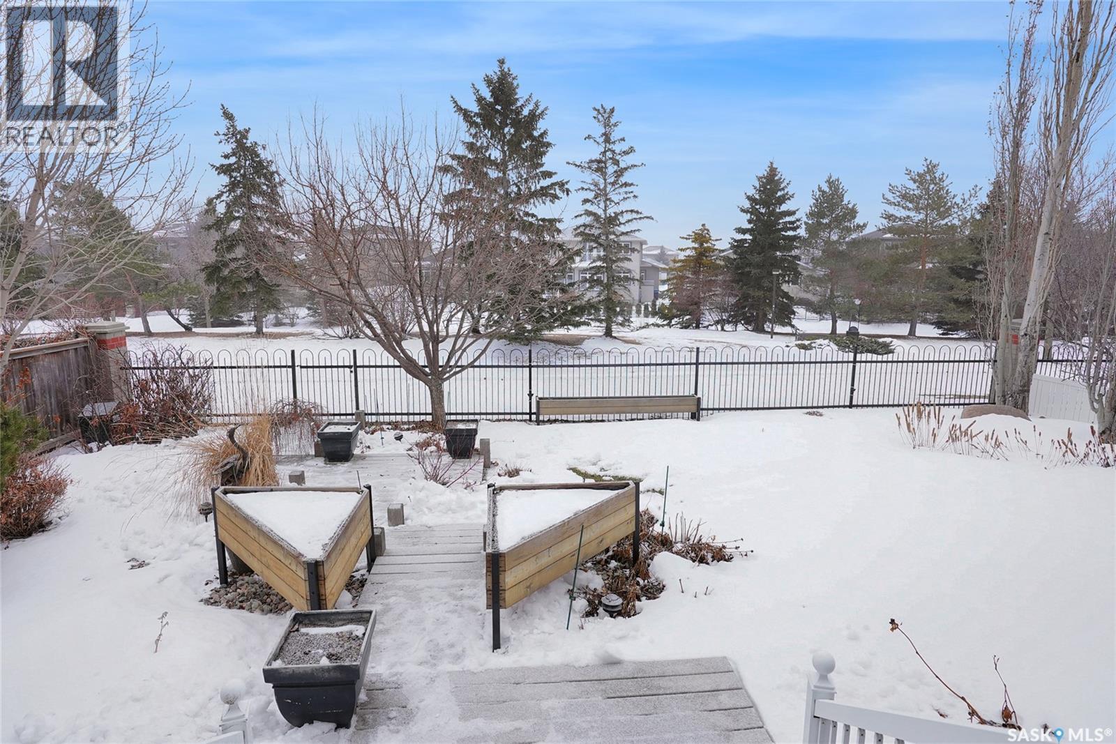 9275 Wascana Mews, Regina, Saskatchewan  S4V 2W4 - Photo 44 - SK030235