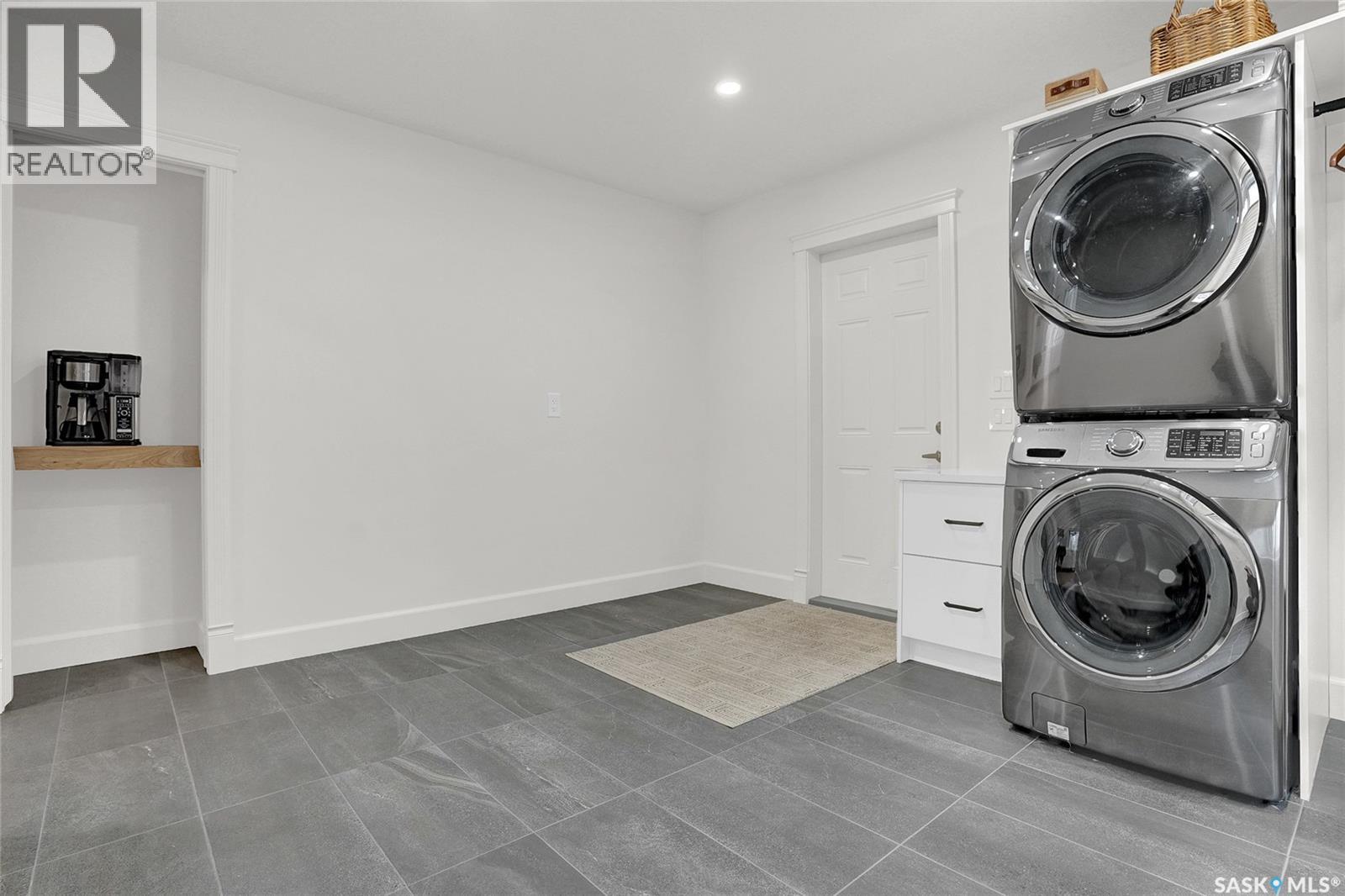 9275 Wascana Mews, Regina, Saskatchewan  S4V 2W4 - Photo 35 - SK030235