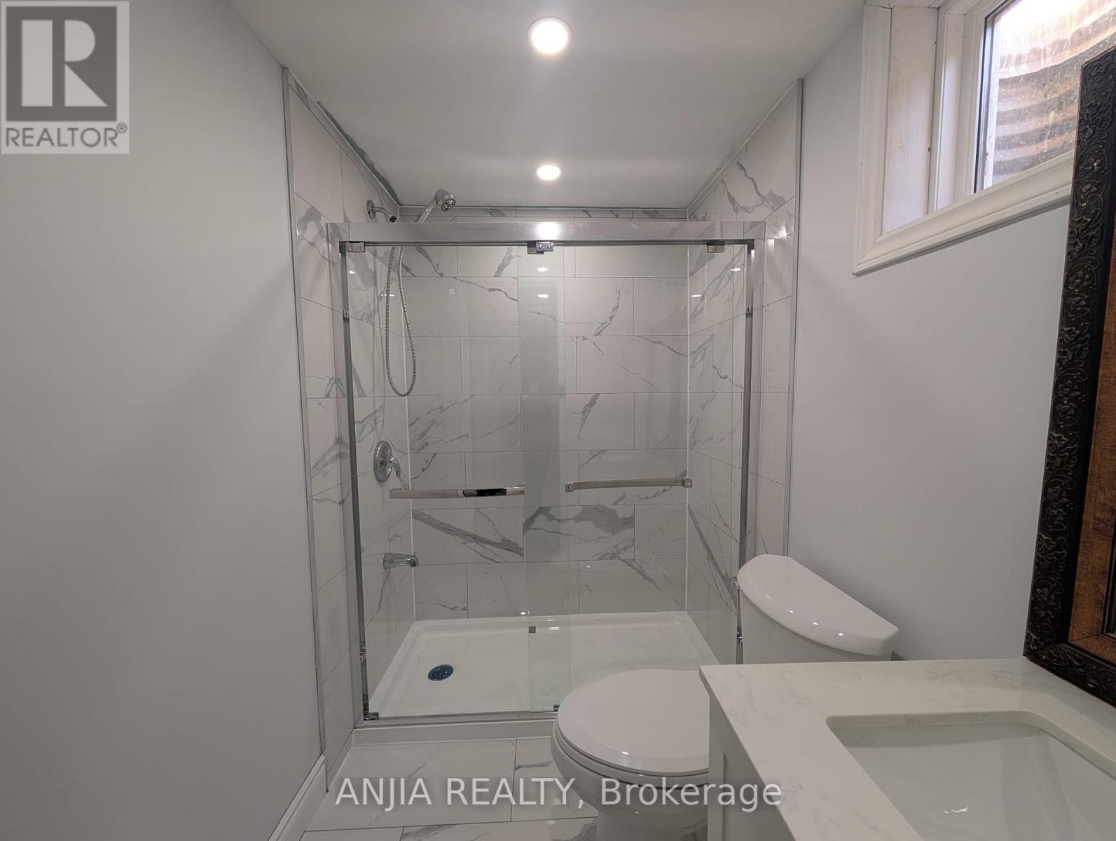 Basement - 2620 Windjammer Road, Mississauga, Ontario  L5L 1T5 - Photo 7 - W12885260