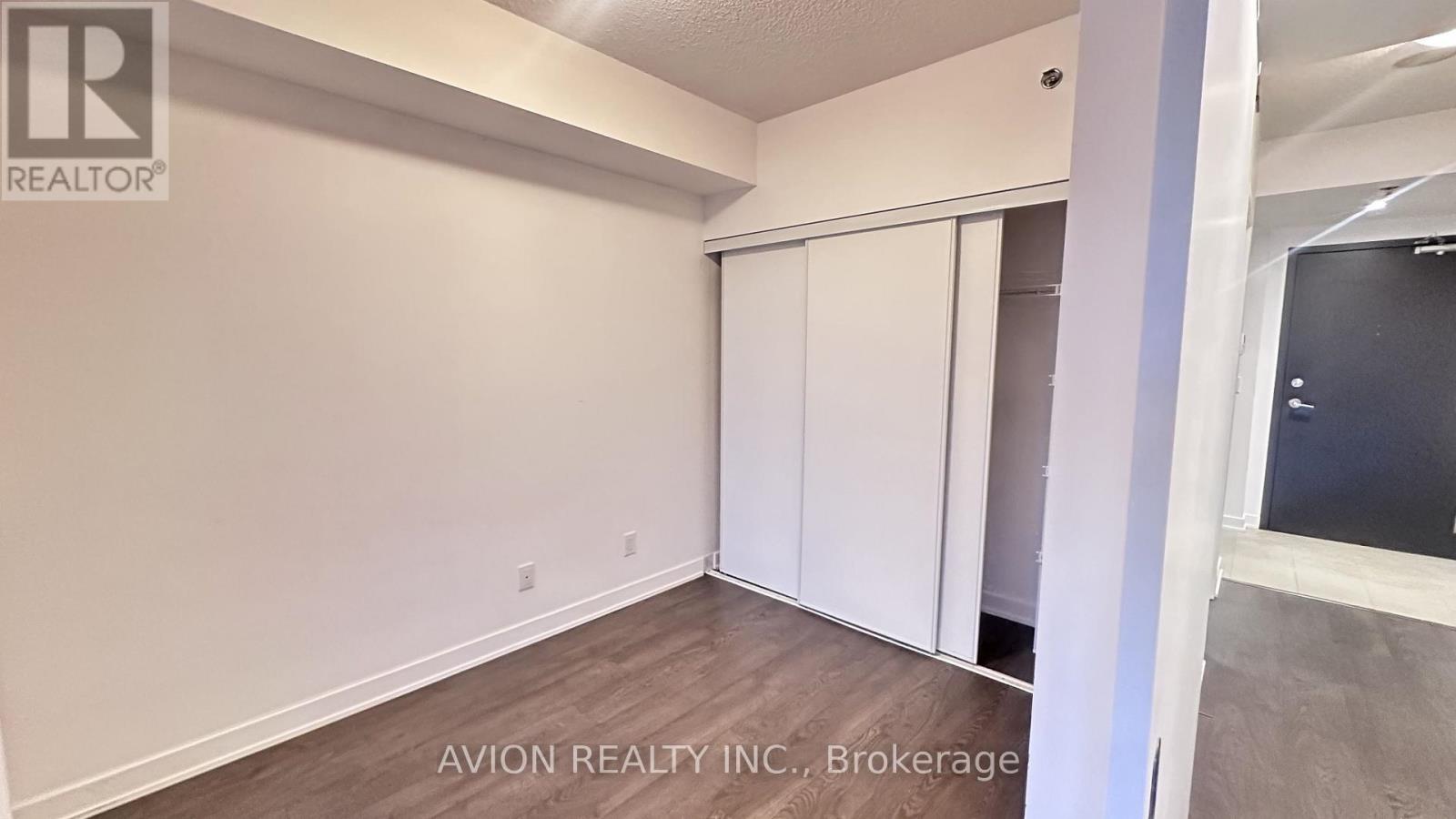 611 - 11 Superior Avenue, Toronto (Mimico), Ontario  M8V 0A7 - Photo 7 - W12833626