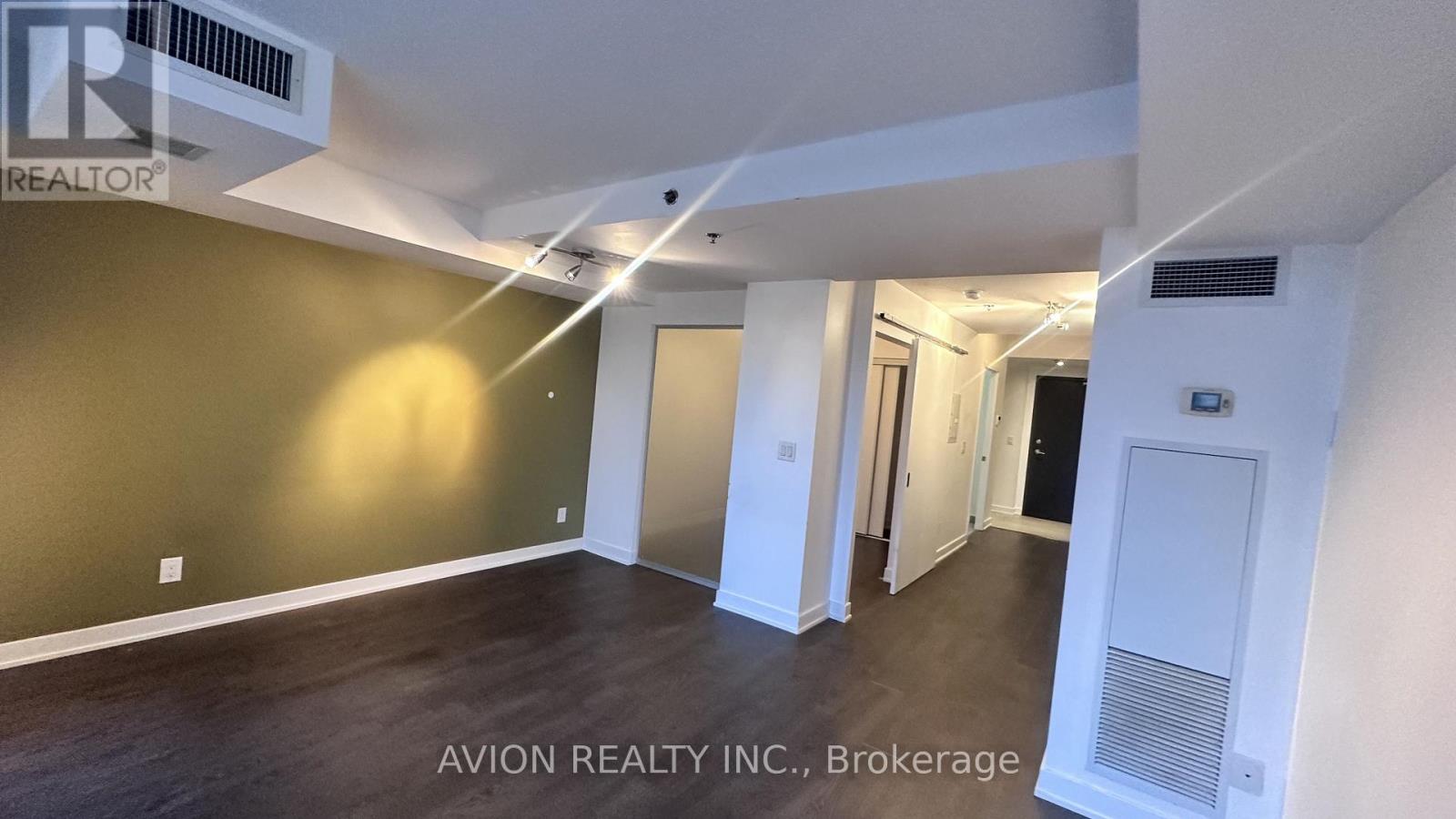 611 - 11 Superior Avenue, Toronto (Mimico), Ontario  M8V 0A7 - Photo 9 - W12833626