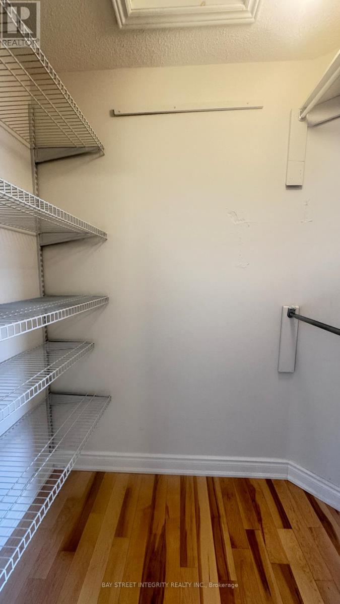 3364 Hayhurst Crescent, Oakville, Ontario  L6L 6W9 - Photo 21 - W12855362