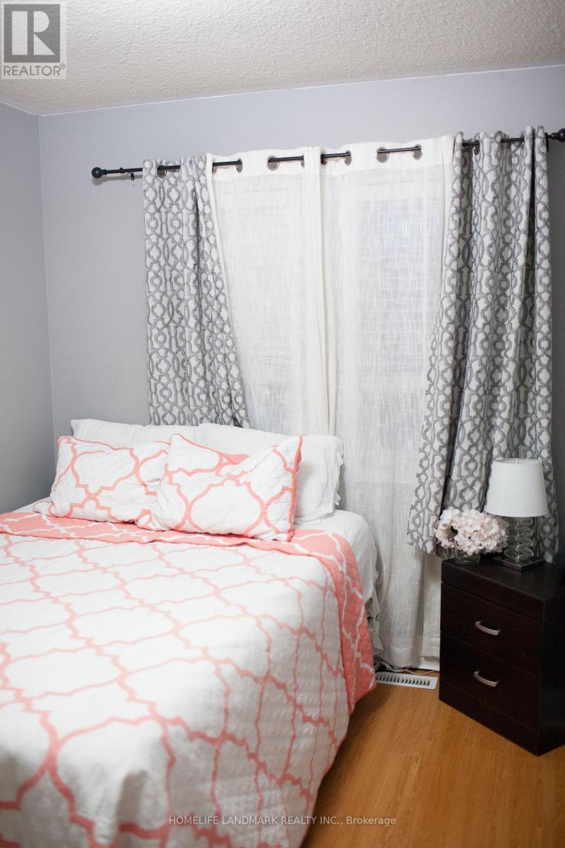 24 Cherryplum Way, Brampton, Ontario  L6S 6J4 - Photo 32 - W12885290