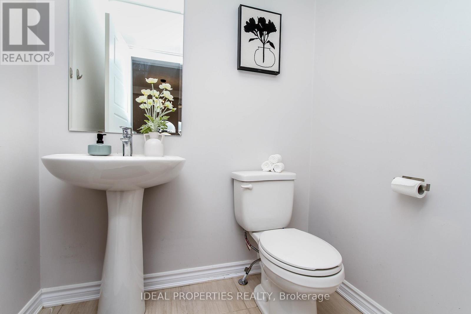 703 Derreen Avenue, Ottawa, Ontario  K2S 2Z2 - Photo 21 - X12885294