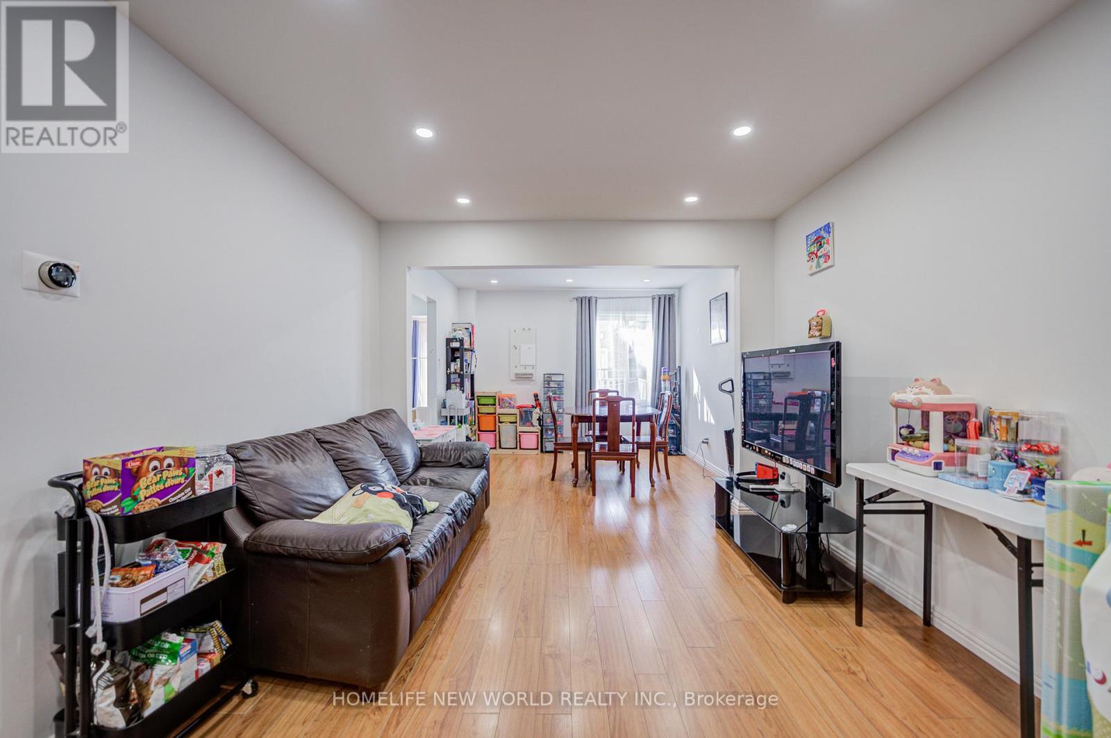 51 Whitley Castle Crescent, Toronto, Ontario  M1V 2P5 - Photo 10 - E12885310