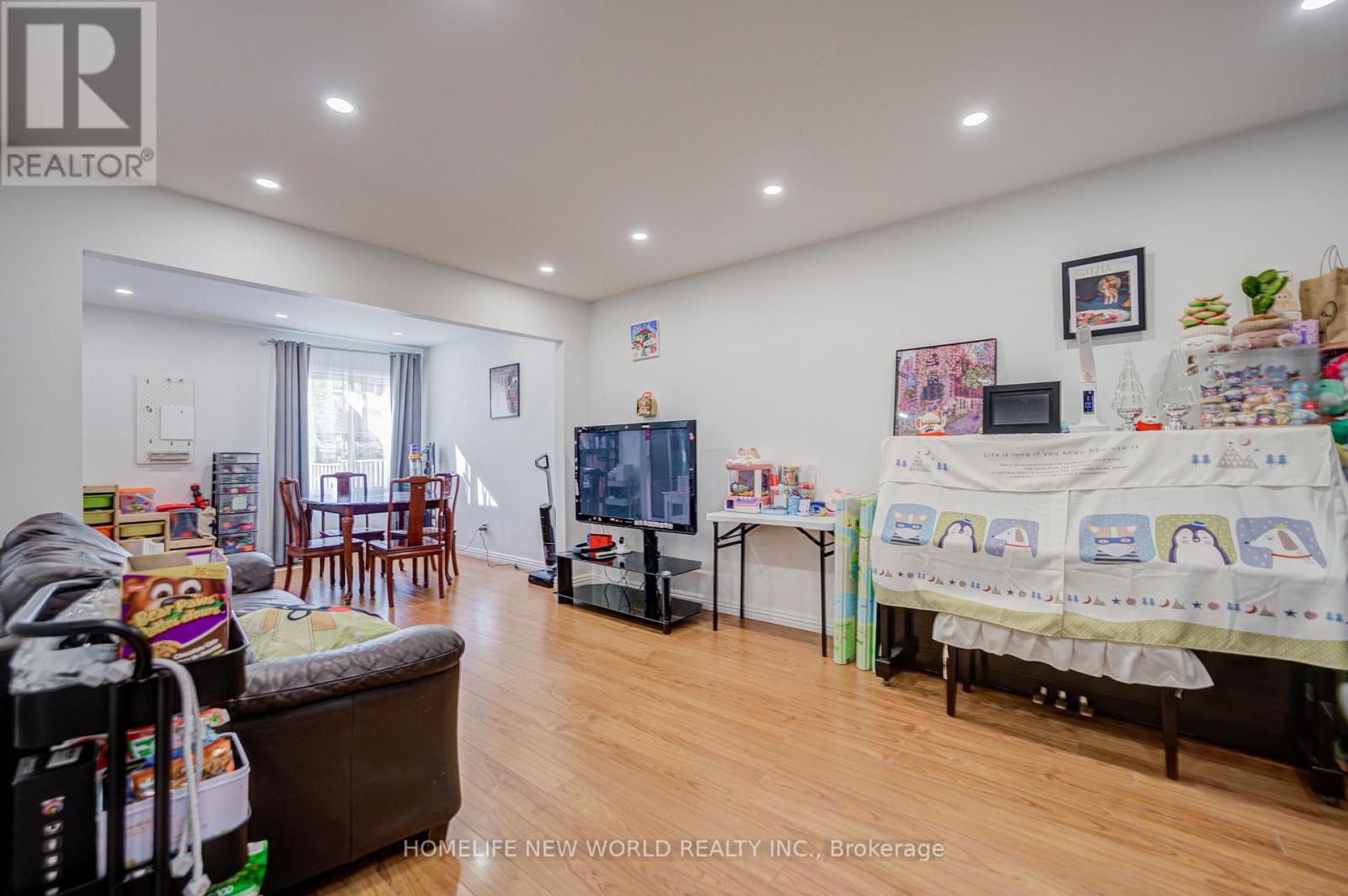 51 Whitley Castle Crescent, Toronto, Ontario  M1V 2P5 - Photo 9 - E12885310