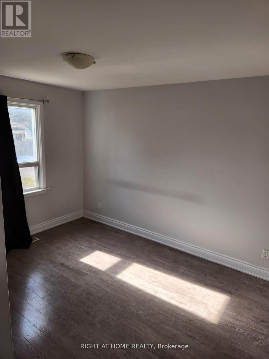 (Upper) - 4 Stanley Court, Brampton, Ontario L6Y 2A9 - Photo 16 - W12885296