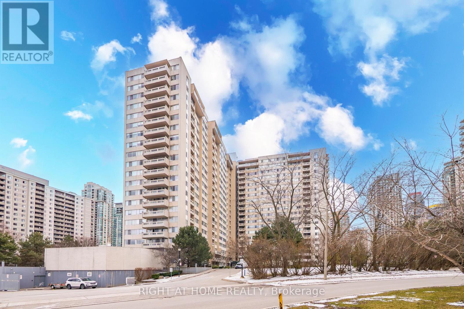 610 - 3590 KANEFF CRESCENT, Mississauga, Ontario