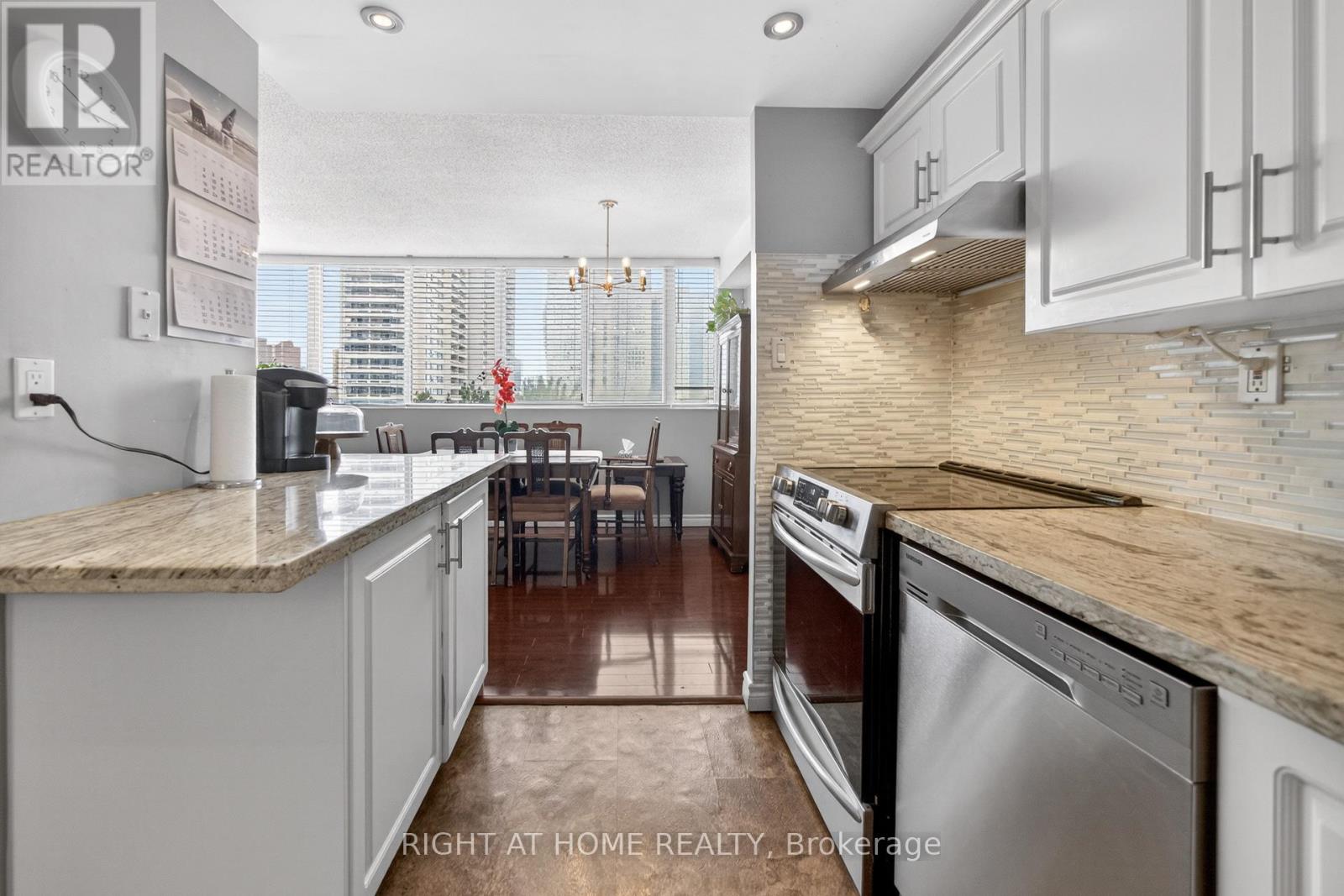 610 - 3590 Kaneff Crescent, Mississauga, Ontario  L5A 3X3 - Photo 16 - W12885300