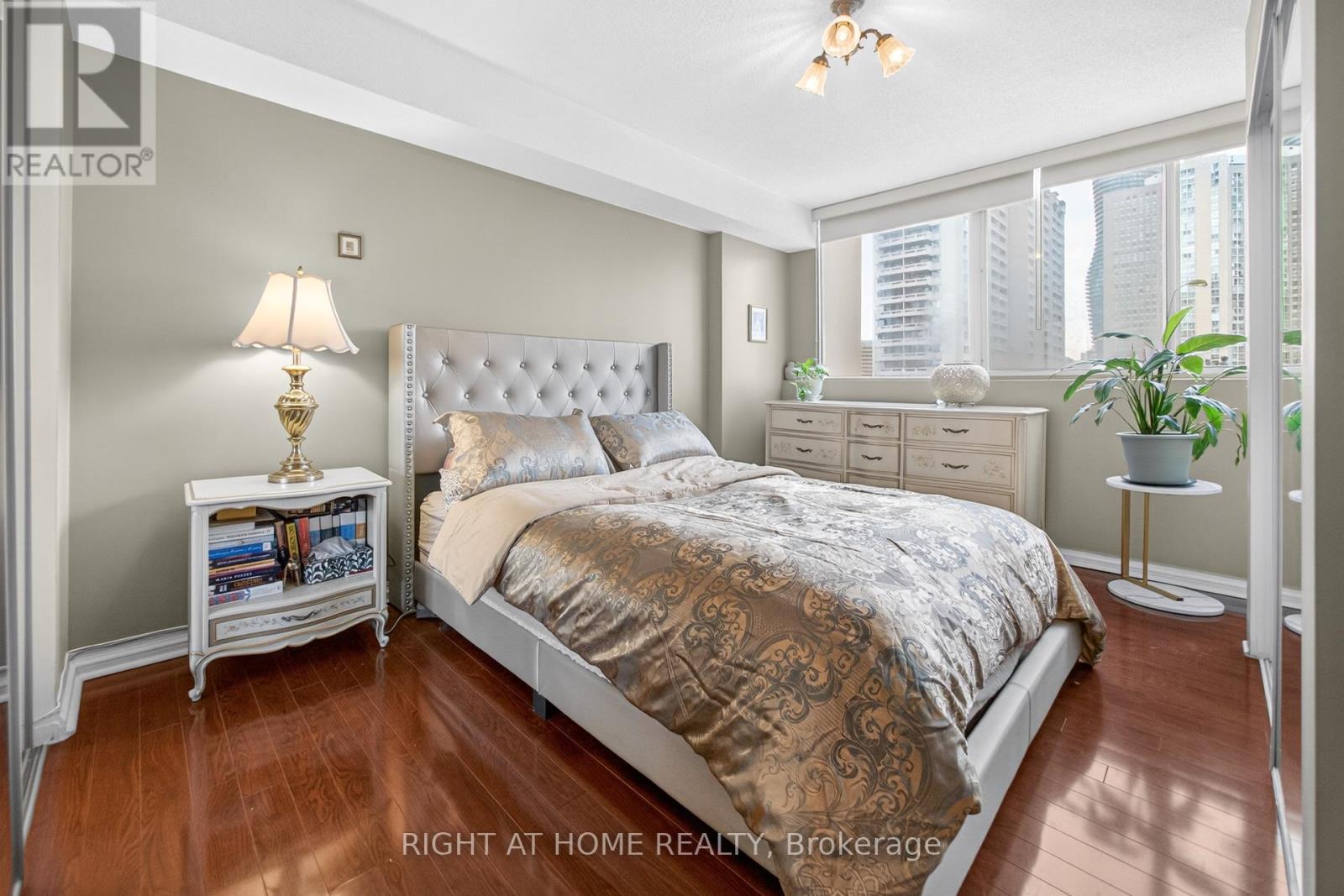 610 - 3590 Kaneff Crescent, Mississauga, Ontario  L5A 3X3 - Photo 22 - W12885300