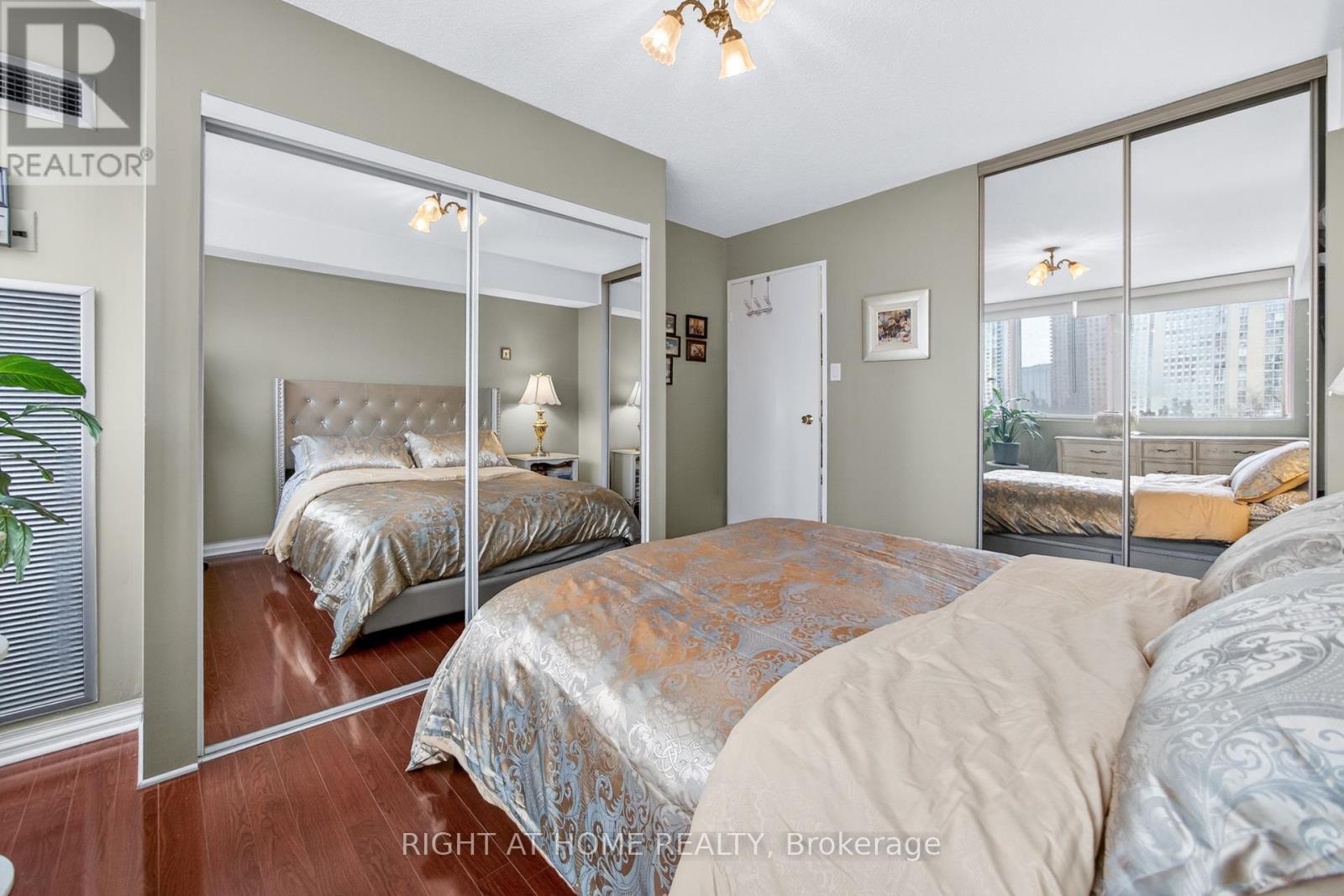 610 - 3590 Kaneff Crescent, Mississauga, Ontario  L5A 3X3 - Photo 24 - W12885300