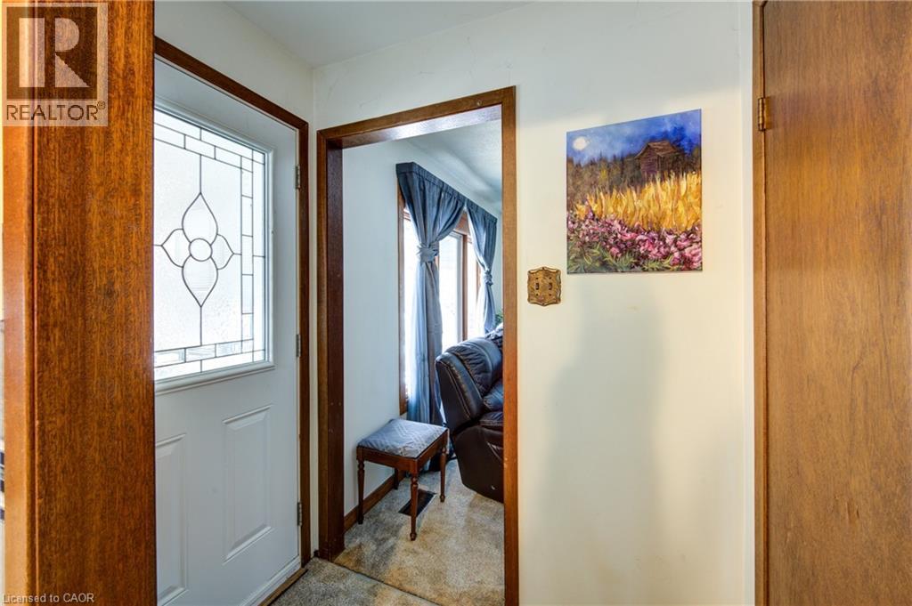 135 King Hiram Street, Ingersoll, Ontario  N5C 1L7 - Photo 13 - 40809689