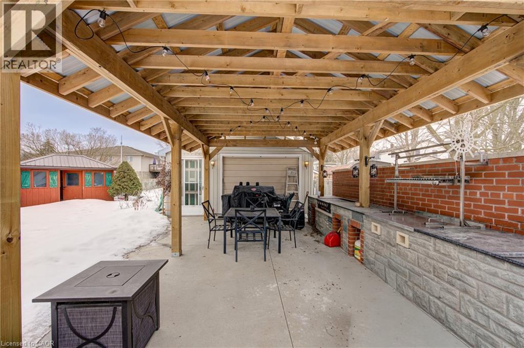 135 King Hiram Street, Ingersoll, Ontario  N5C 1L7 - Photo 4 - 40809689