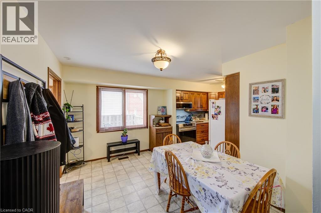 135 King Hiram Street, Ingersoll, Ontario  N5C 1L7 - Photo 19 - 40809689