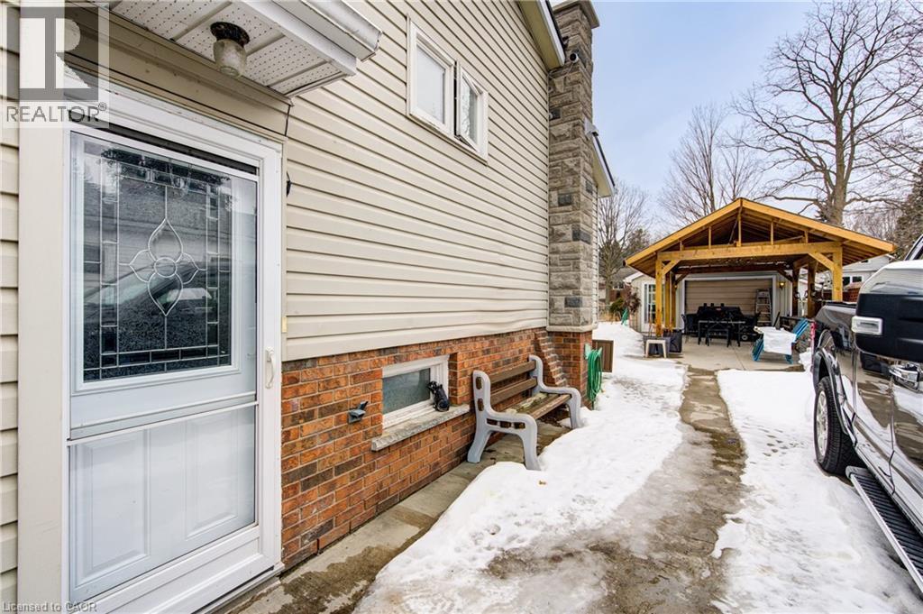 135 King Hiram Street, Ingersoll, Ontario  N5C 1L7 - Photo 2 - 40809689