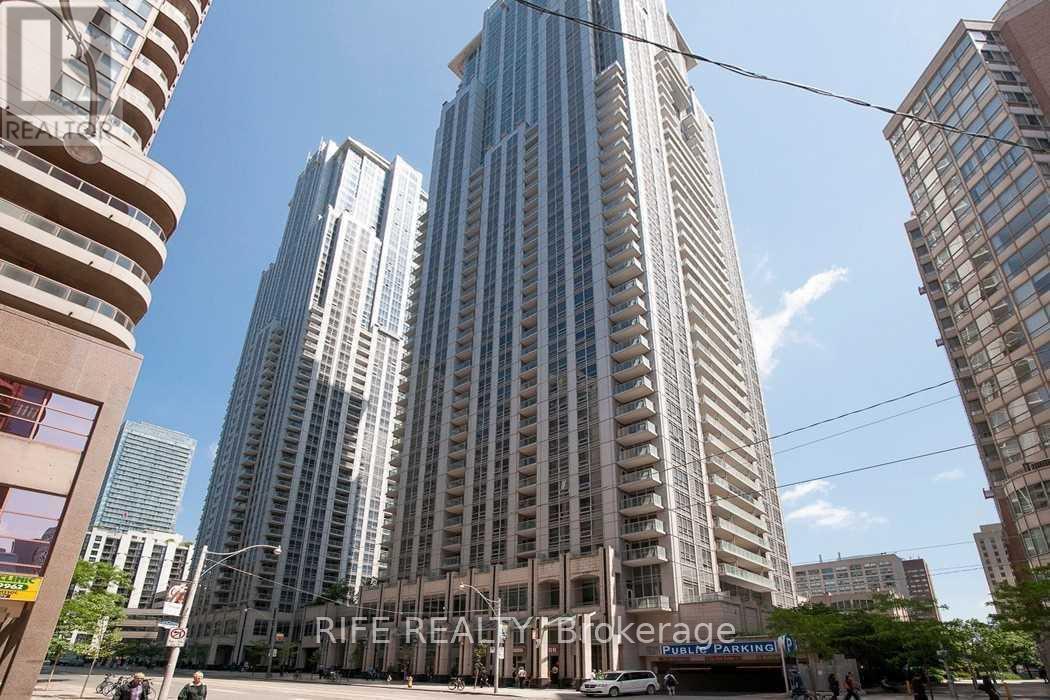 4107 - 763 Bay Street, Toronto, Ontario  M5G 2R3 - Photo 2 - C12885318