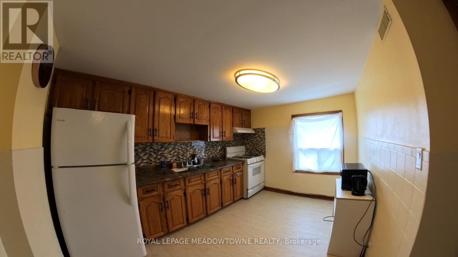 A - 492 Dufferin Street, Toronto, Ontario  M6K 2A5 - Photo 3 - C12766604