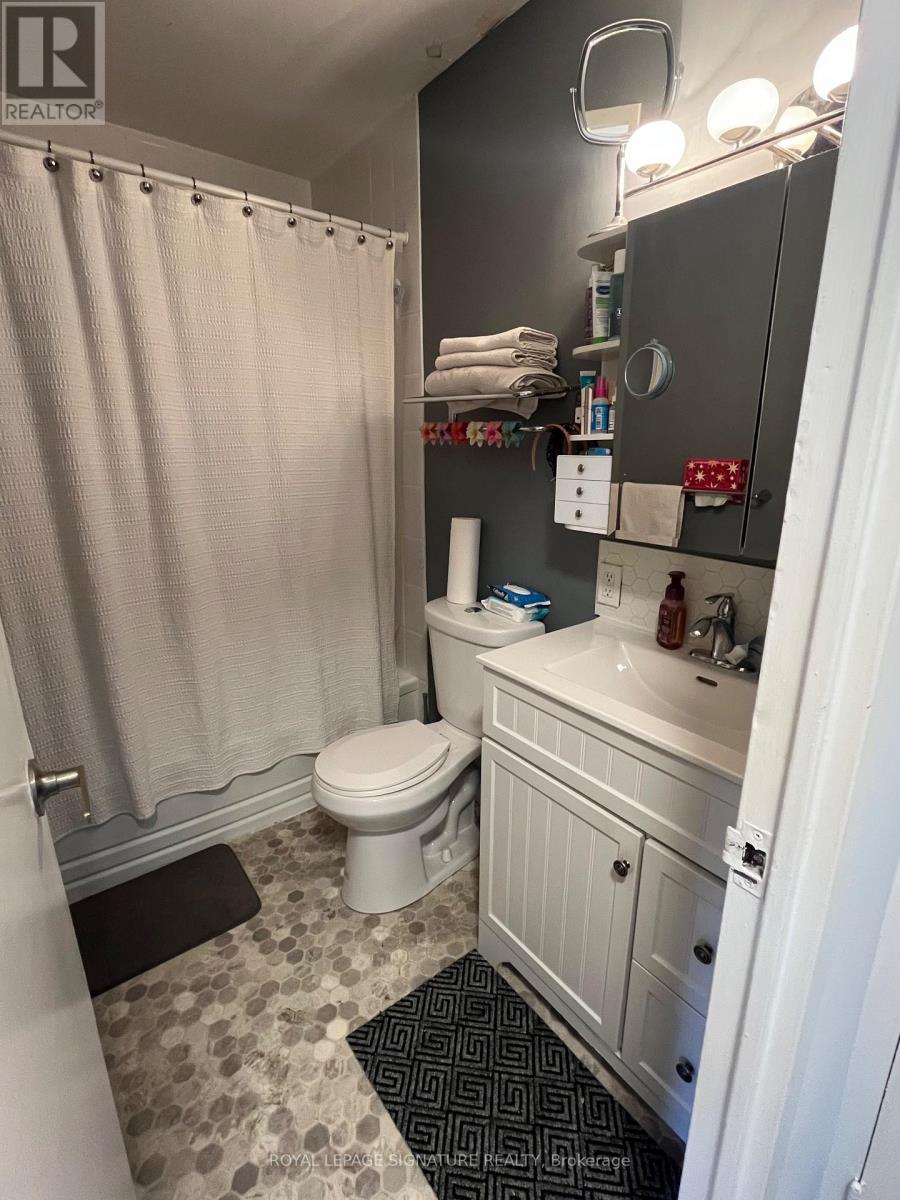 303 - 2485 Woking Crescent, Mississauga, Ontario  L5K 1Z6 - Photo 12 - W12885316