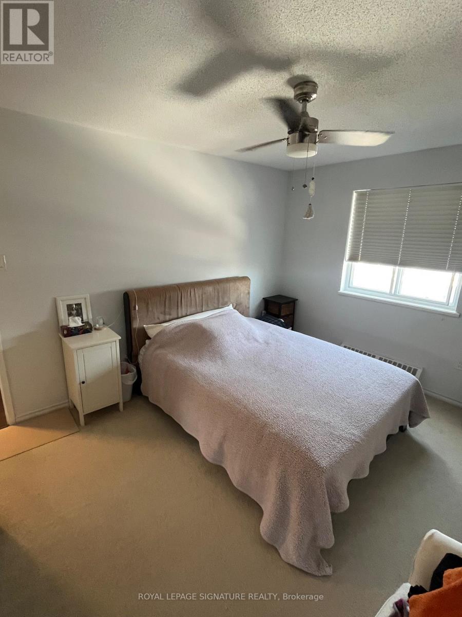 303 - 2485 Woking Crescent, Mississauga, Ontario  L5K 1Z6 - Photo 14 - W12885316