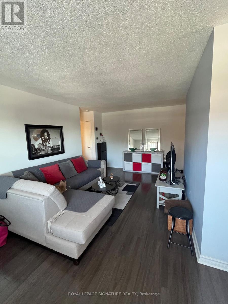 303 - 2485 Woking Crescent, Mississauga, Ontario  L5K 1Z6 - Photo 9 - W12885316