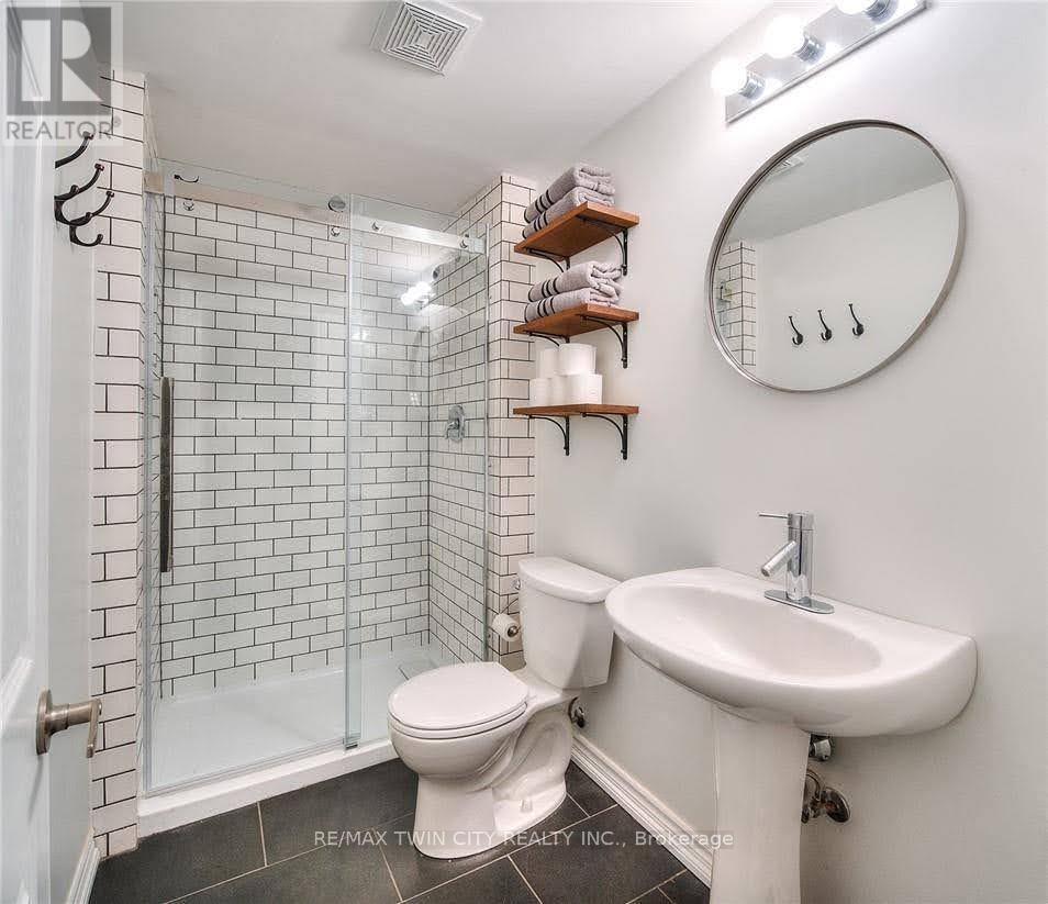 4646 Thomas Alton Boulevard, Burlington, Ontario  L7H 0J2 - Photo 17 - W12847386