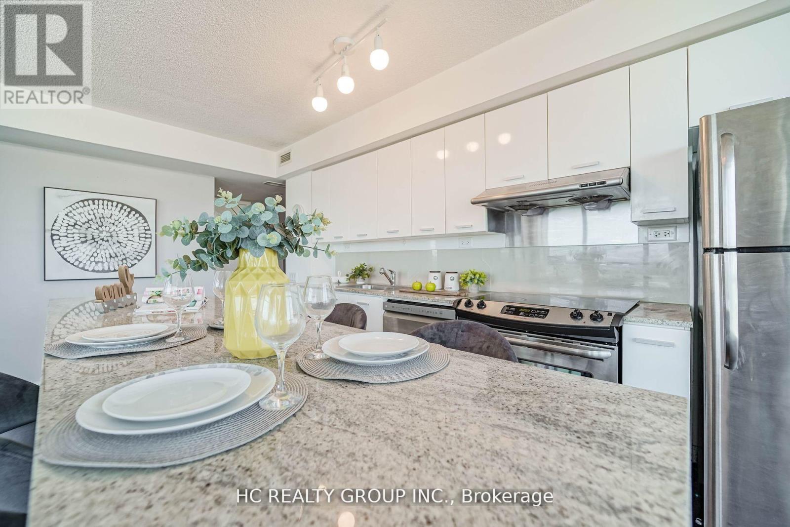 1002 - 15 Singer Court, Toronto, Ontario  M2K 0B1 - Photo 13 - C12885332