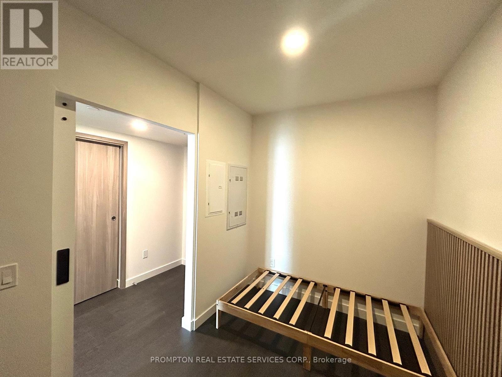 4309 - 1 Concord Cityplace Way, Toronto, Ontario  M5V 0X3 - Photo 13 - C12885342