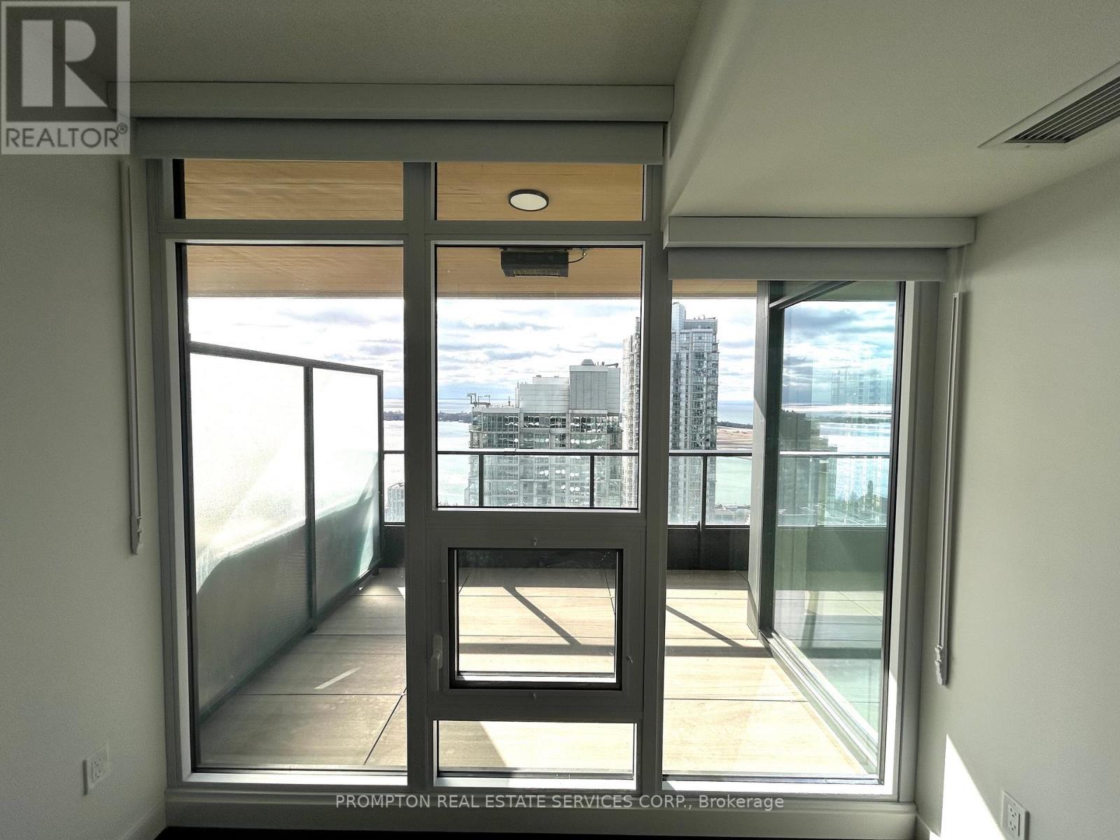 4309 - 1 Concord Cityplace Way, Toronto, Ontario  M5V 0X3 - Photo 25 - C12885342